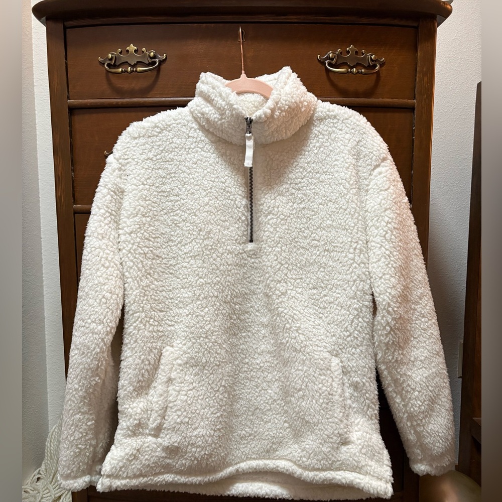 Top Of The World Women's Small Fuzzy Pullover 1/4 Zip White